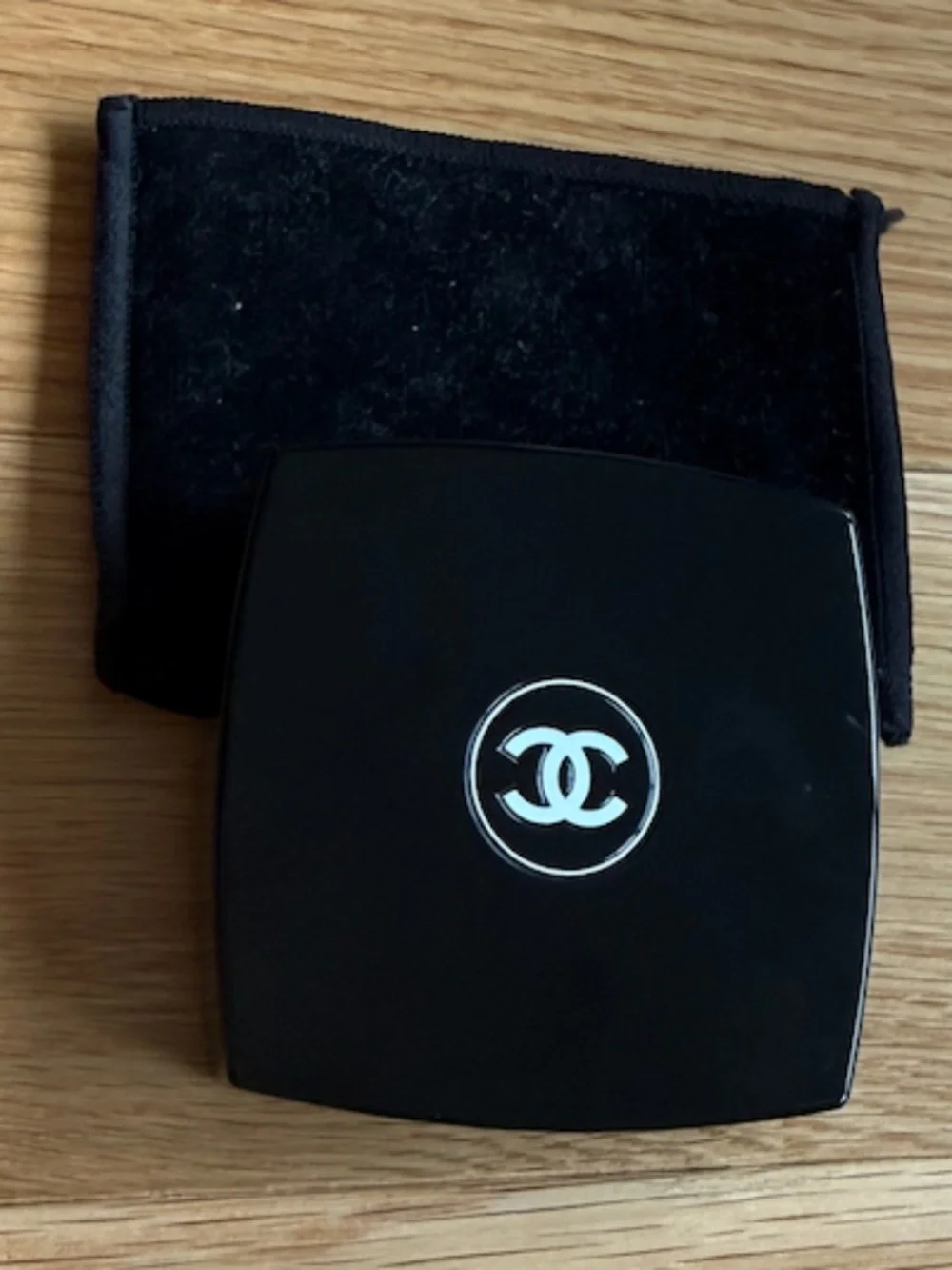CHANEL Les 4 Ombres Multi-Effect Quadra Eyeshadow 204 Tissé Vendôme